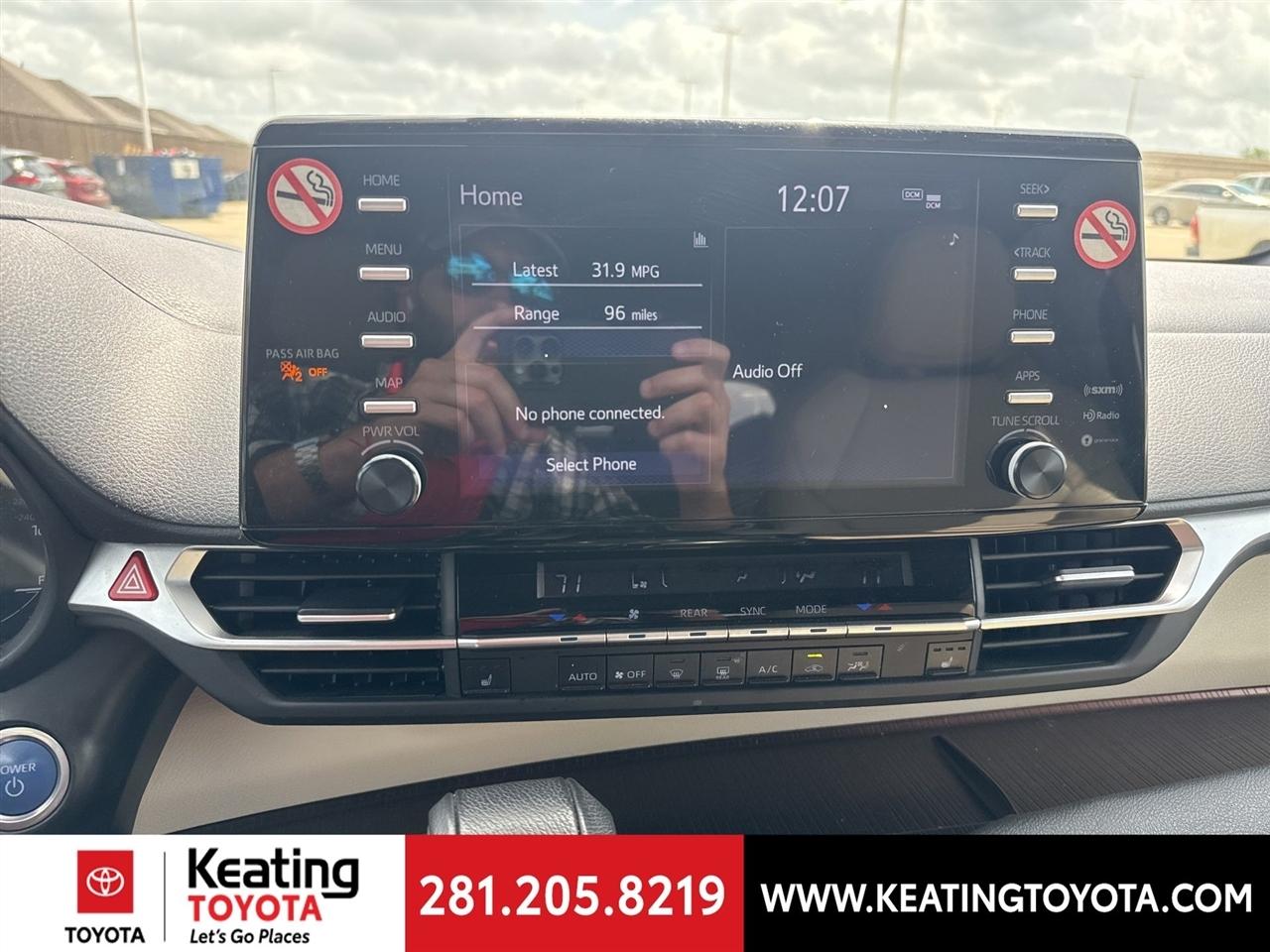 Toyota Sienna XLE 7-Passenger 2024