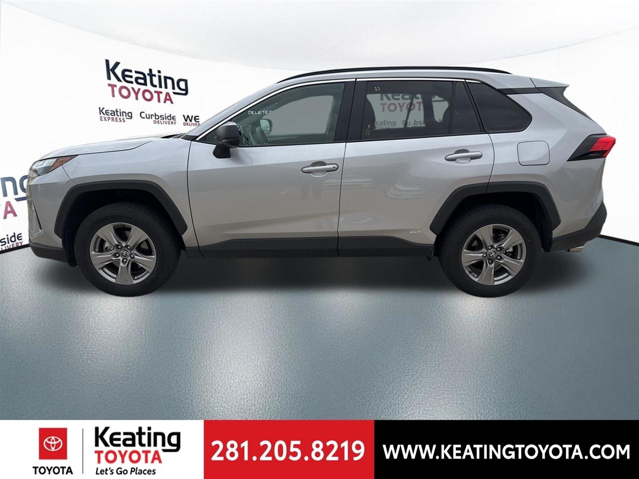 Toyota RAV4 Hybrid LE 2025