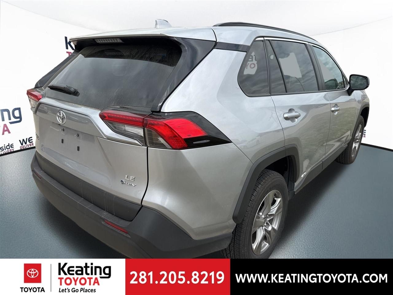 Toyota RAV4 Hybrid LE 2025