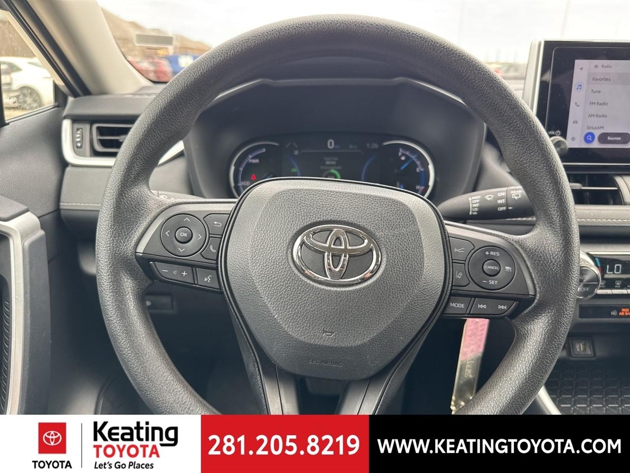 Toyota RAV4 Hybrid LE 2025