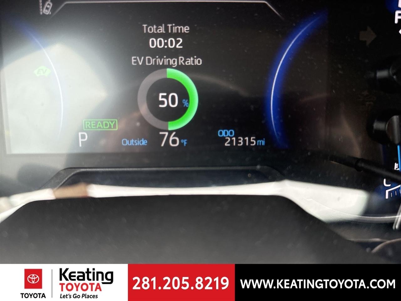 Toyota RAV4 Hybrid LE 2025