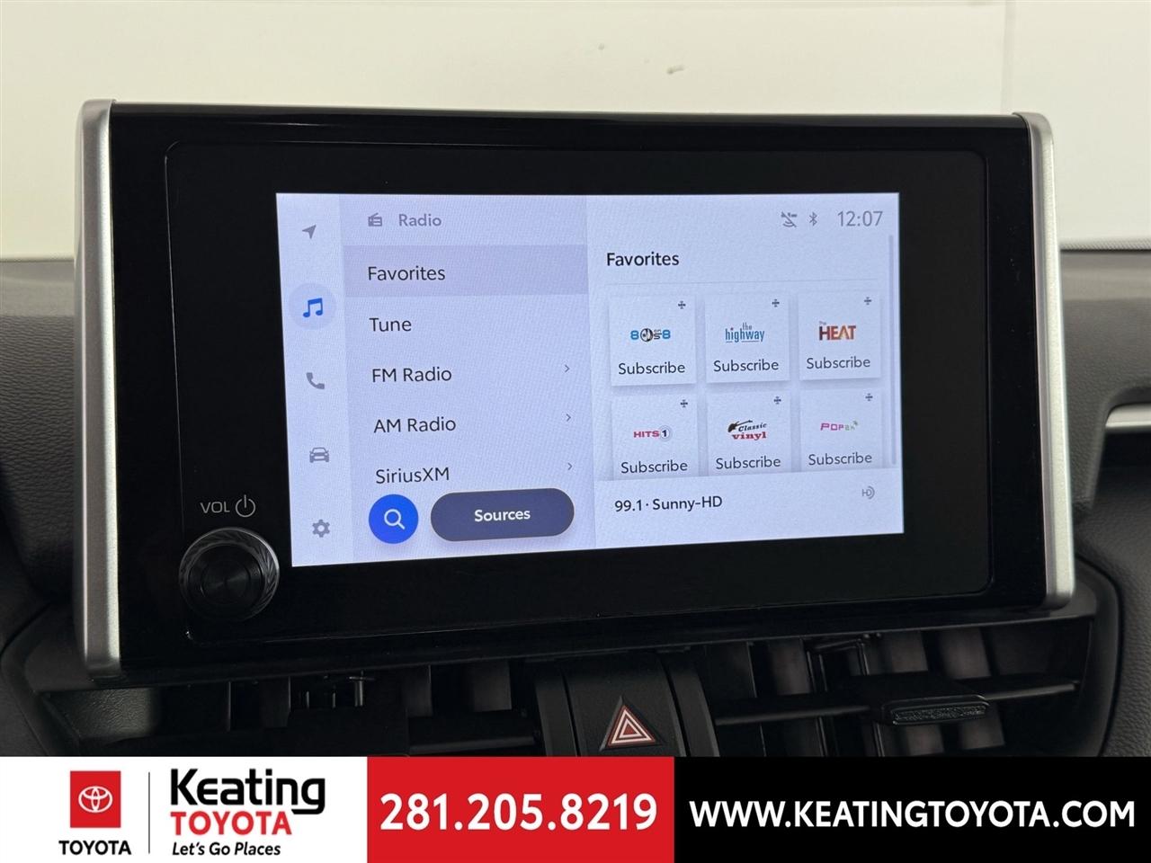 Toyota RAV4 Hybrid LE 2025