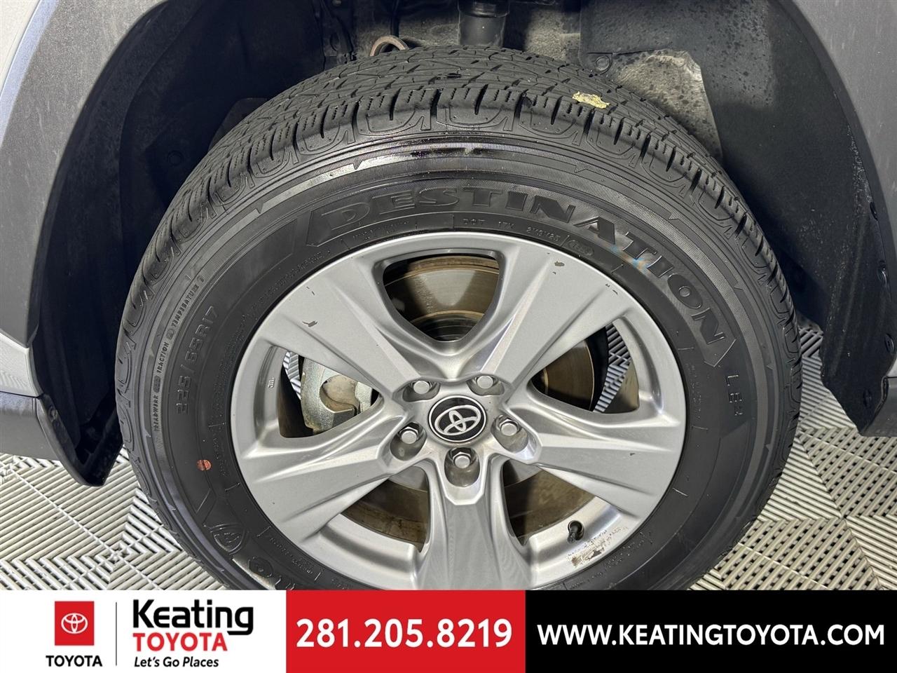 Toyota RAV4 Hybrid LE 2025