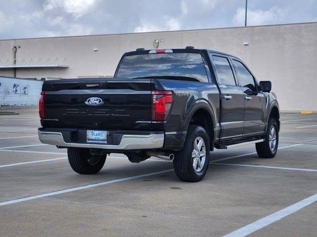 Ford F-150 XLT SuperCrew 4WD 2024
