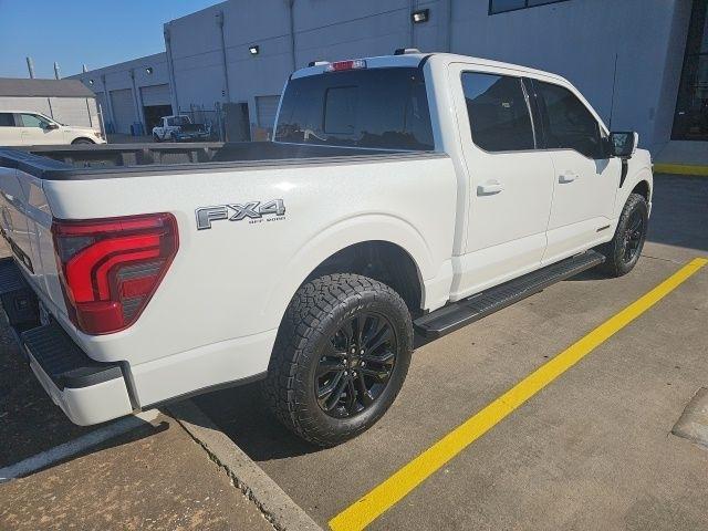 Ford F-150 Lariat SuperCrew 4WD 2025