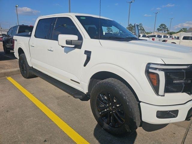 Ford F-150 Lariat SuperCrew 4WD 2025