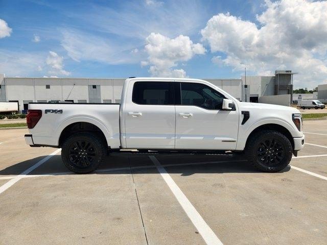 Ford F-150 Lariat SuperCrew 4WD 2025