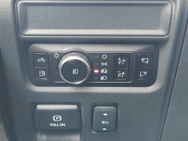 Ford F-150 Lariat SuperCrew 4WD 2025