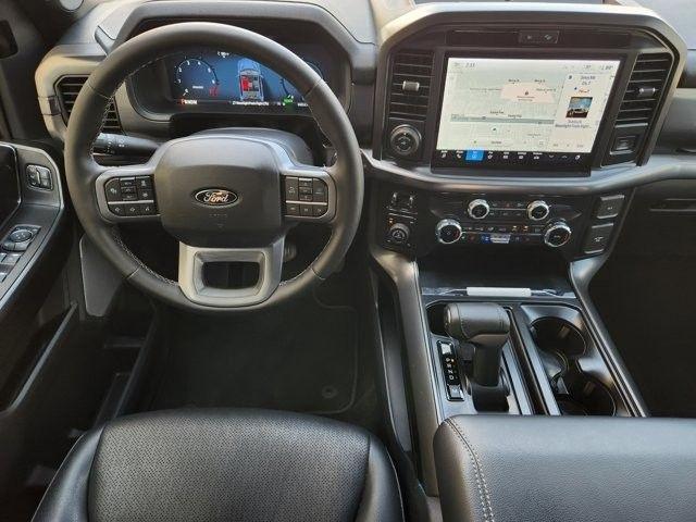 Ford F-150 Lariat SuperCrew 4WD 2025