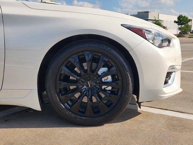 Infiniti Q50 3.0t LUXE 2024