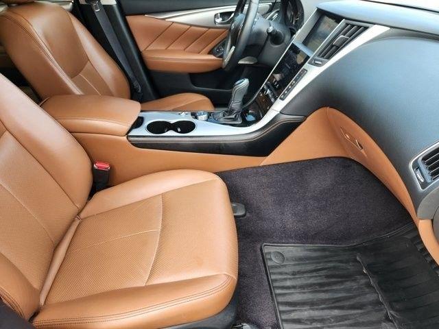 Infiniti Q50 3.0t LUXE 2024