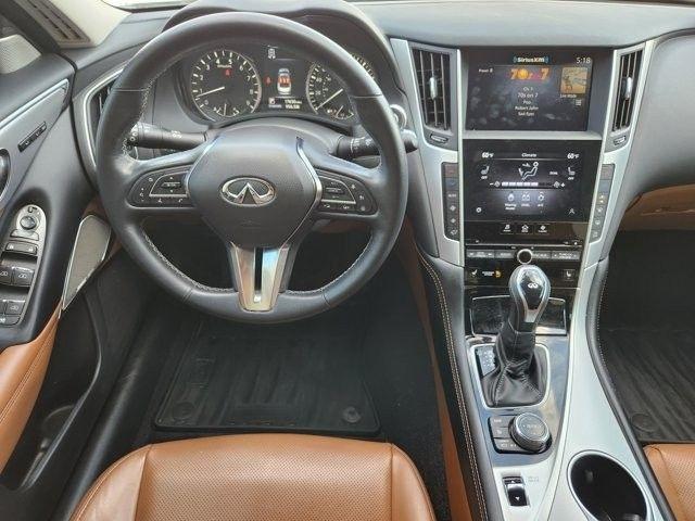 Infiniti Q50 3.0t LUXE 2024