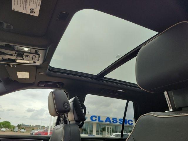 GMC Yukon SLT 2WD 2021