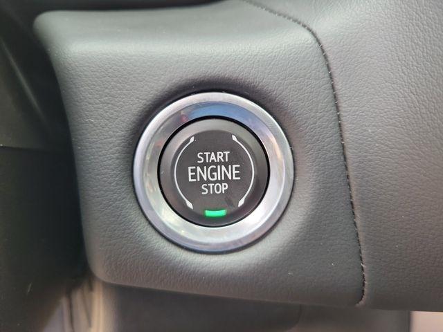 GMC Yukon SLT 2WD 2021