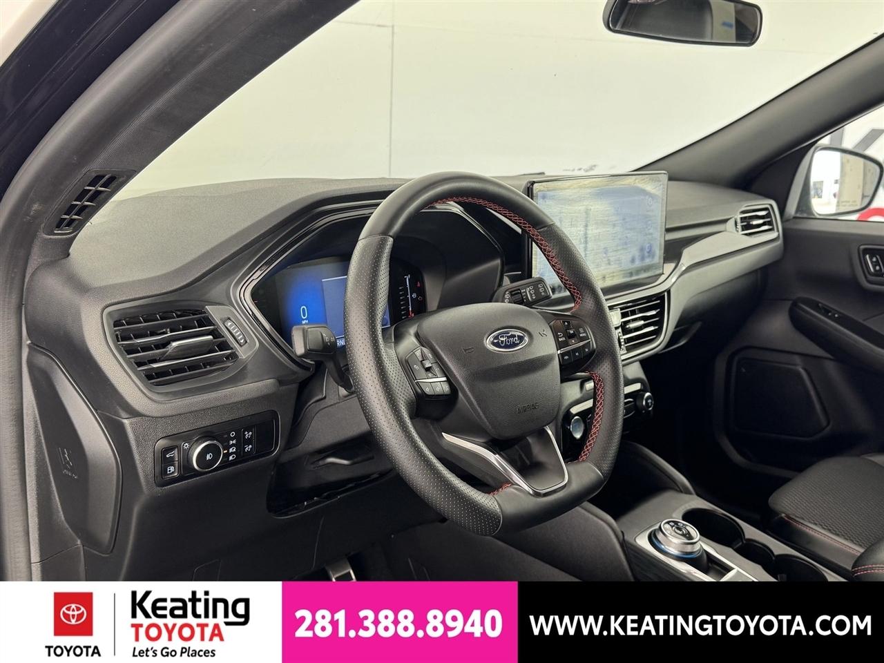 Ford Escape ST-Line Select  Hybrid AWD 2024