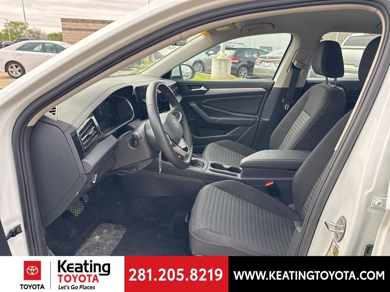 Volkswagen Jetta S 2025