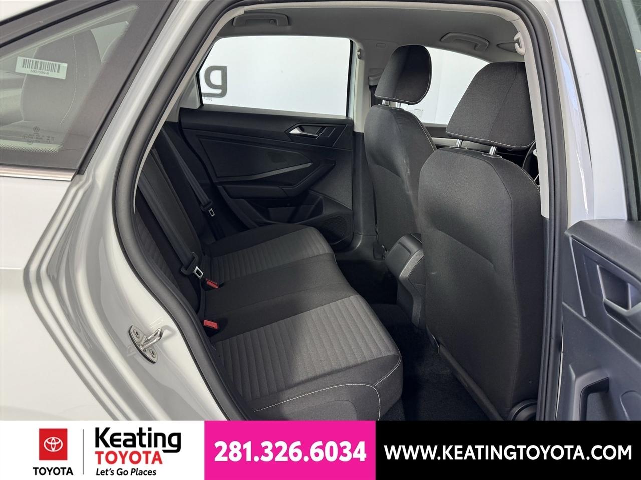 Volkswagen Jetta S 2025
