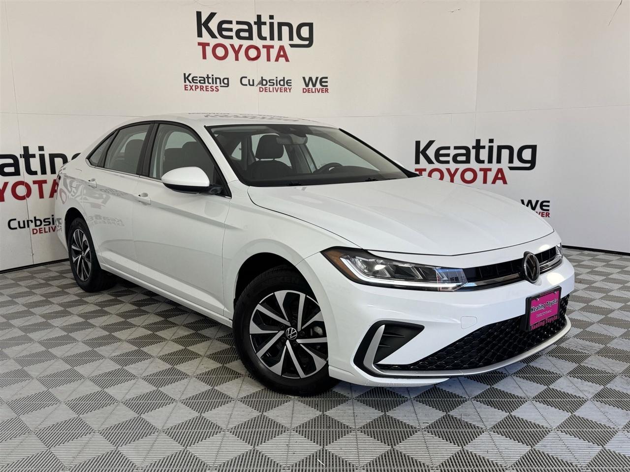 Volkswagen Jetta S 2025