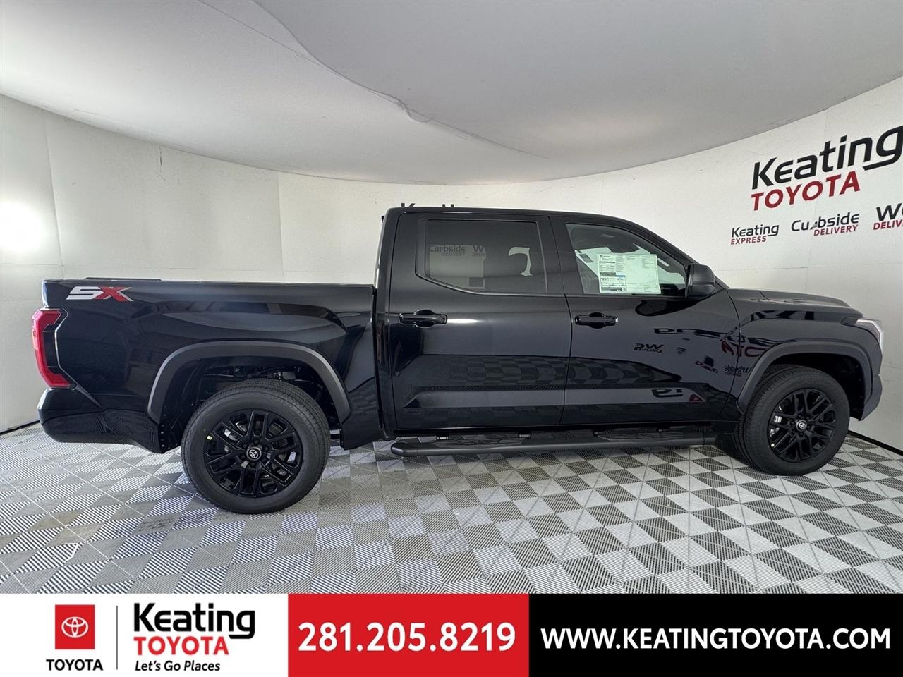 Toyota Tundra SR5 CrewMax 2WD 2026