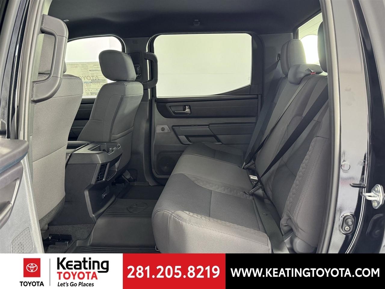 Toyota Tundra SR5 CrewMax 2WD 2026