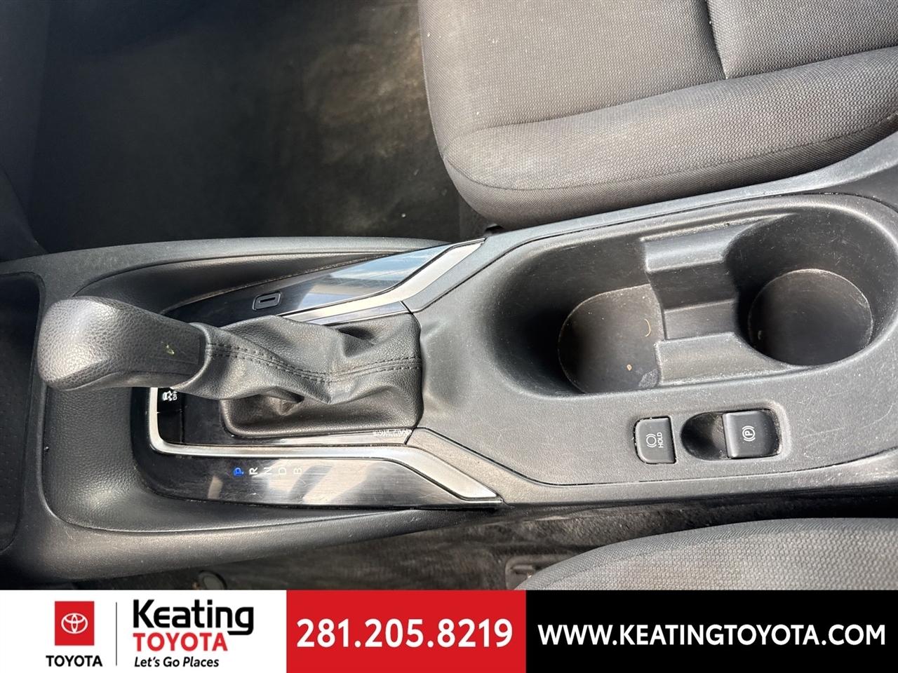 Toyota Corolla LE 2024