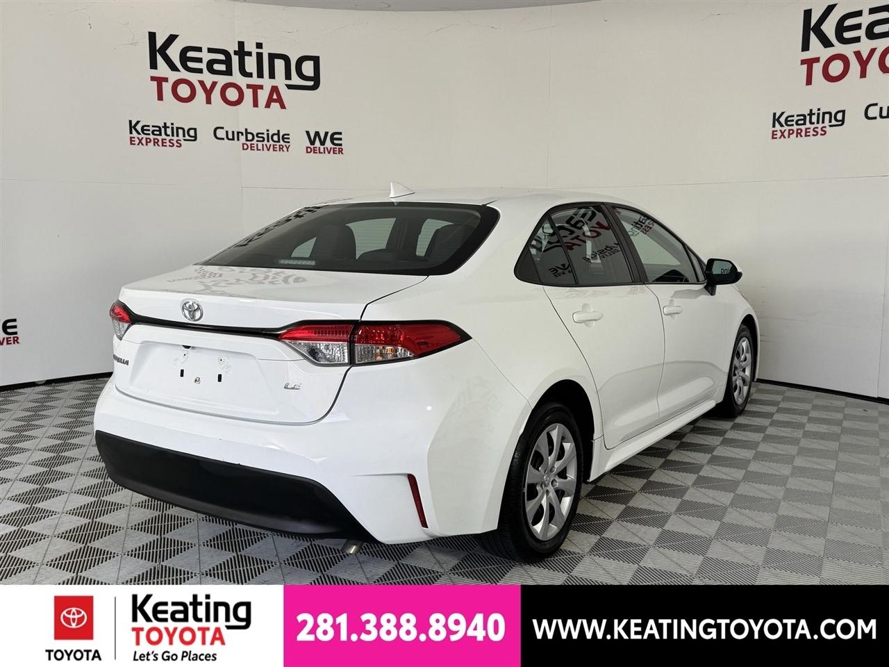 Toyota Corolla LE 2024