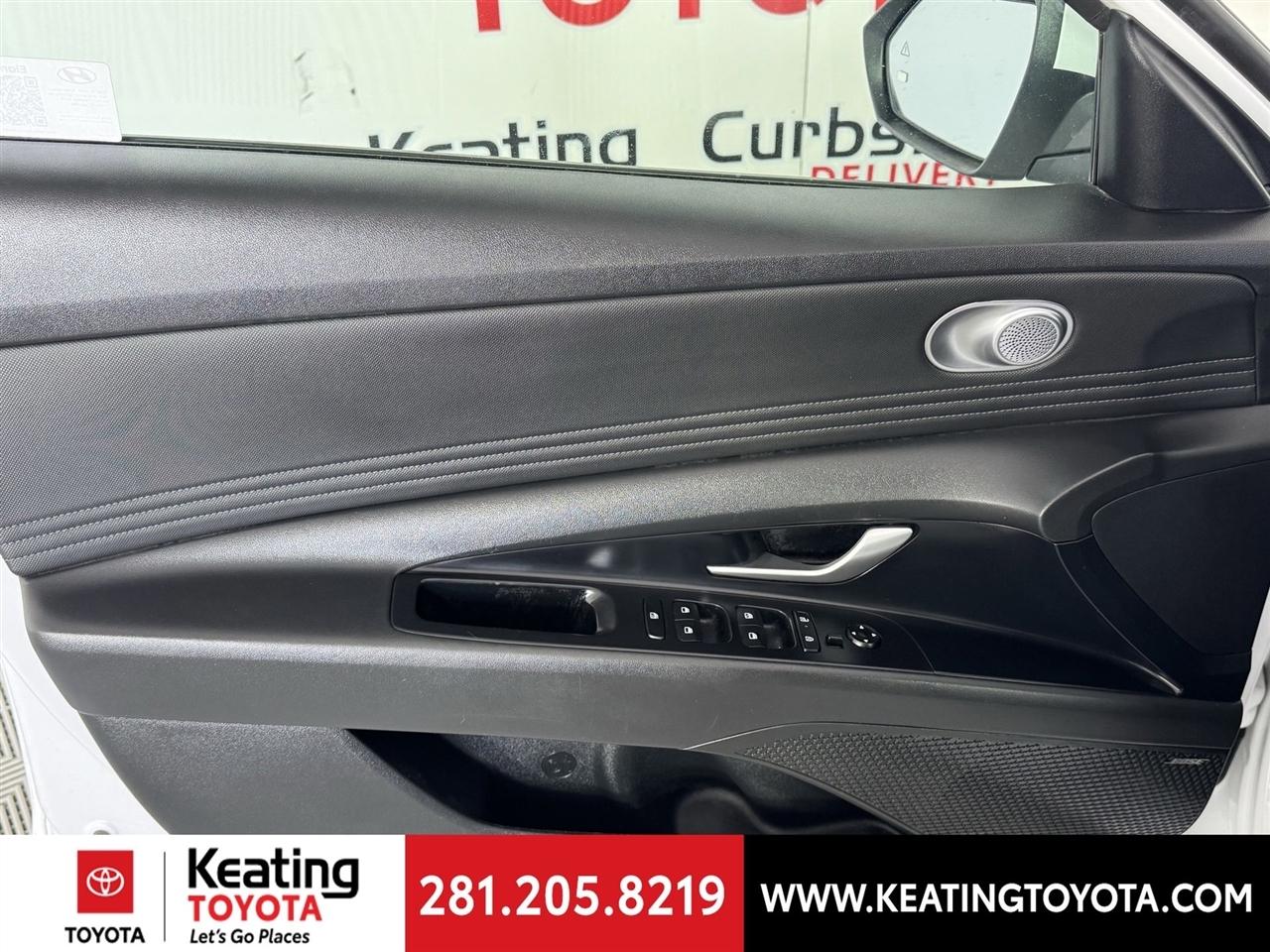 Hyundai Elantra Limited 2024