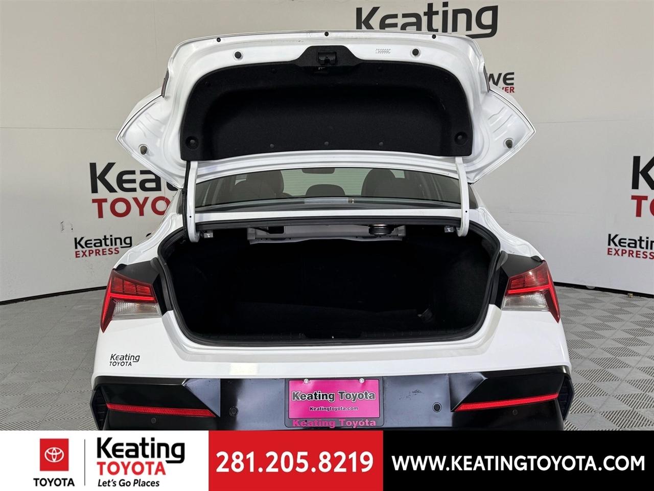 Hyundai Elantra Limited 2024