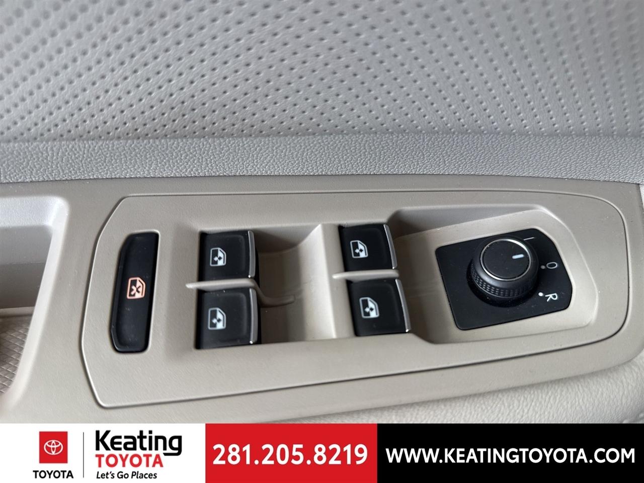 Volkswagen Atlas SE w/Technology 2024