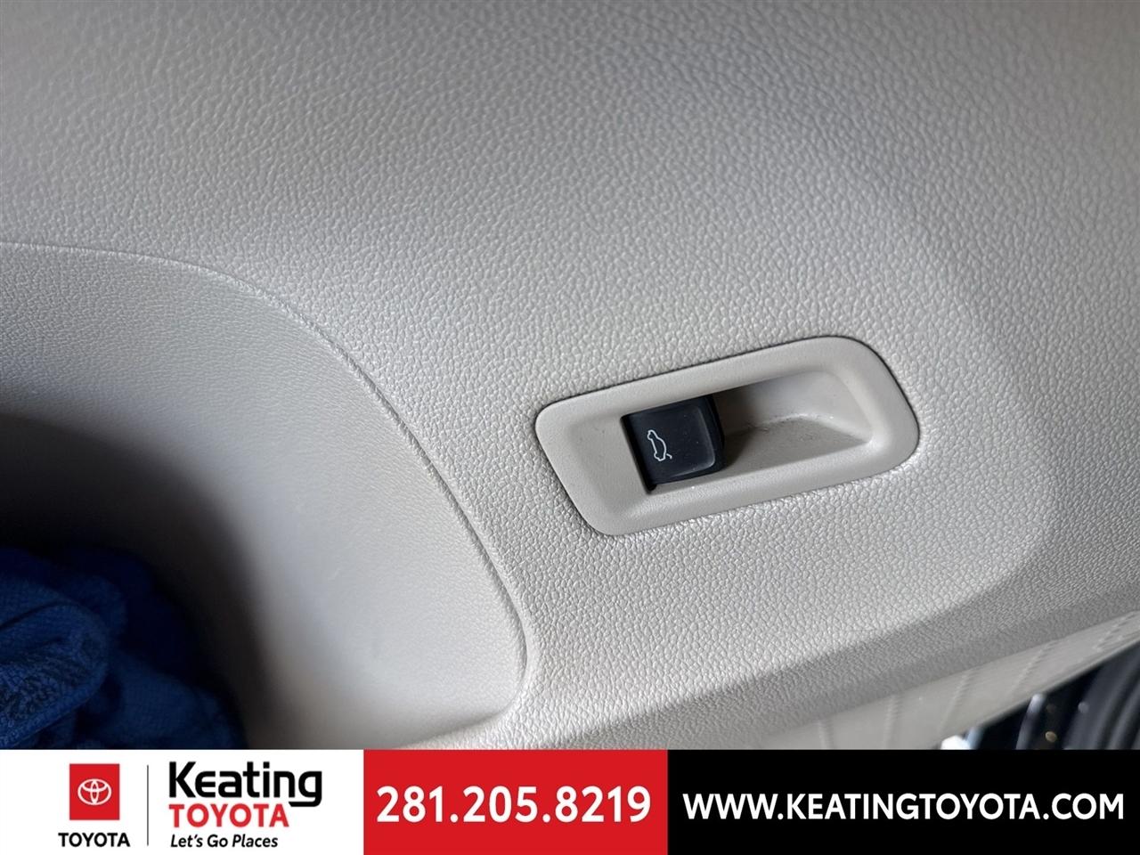 Volkswagen Atlas SE w/Technology 2024