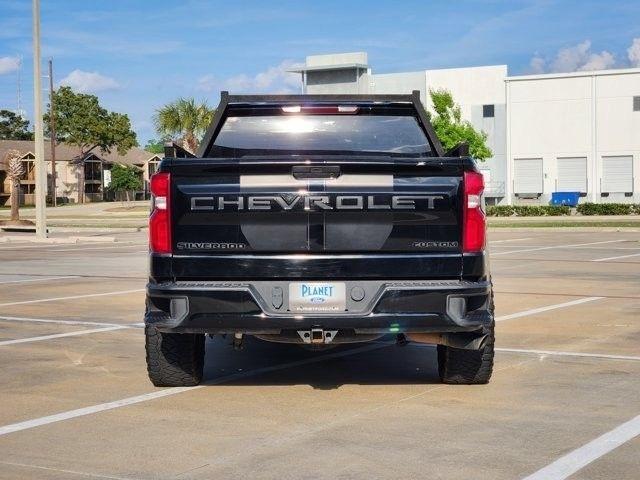 Chevrolet Silverado 1500 Limited Custom Crew Cab Short Box 2WD 2022