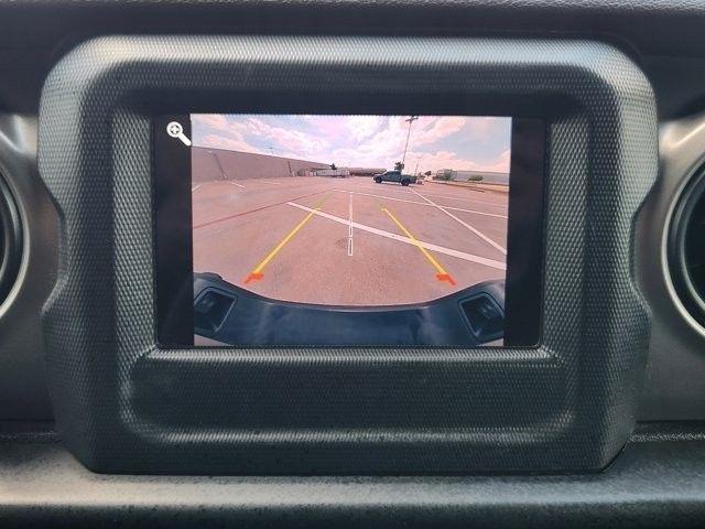 Jeep Gladiator Sport S 2021