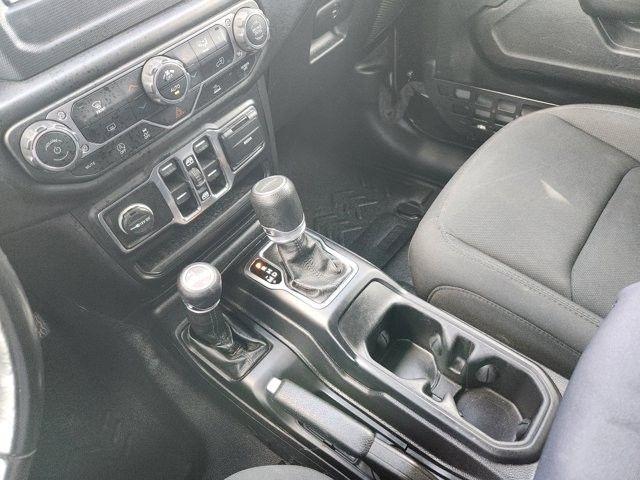 Jeep Gladiator Sport S 2021