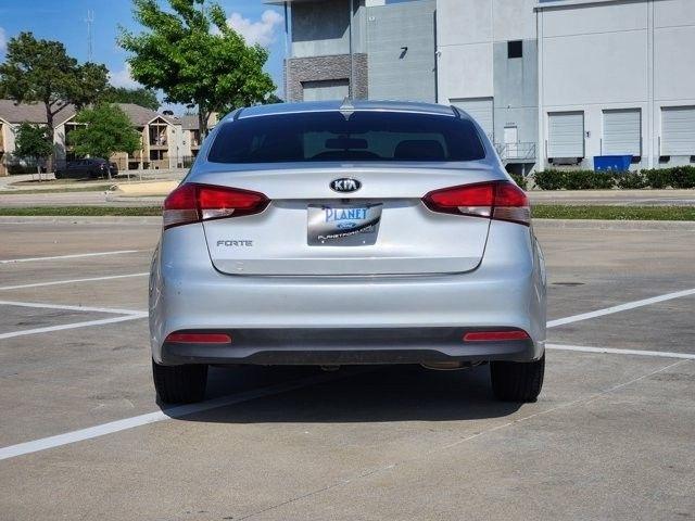 Kia Forte LX 6A 2017