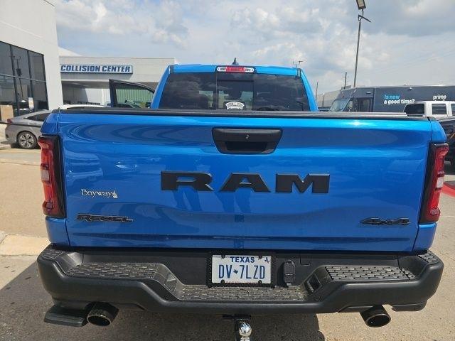 RAM 1500 Rebel Crew Cab SB 4WD 2026