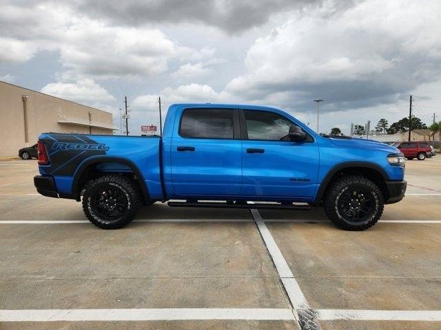 RAM 1500 Rebel Crew Cab SB 4WD 2026