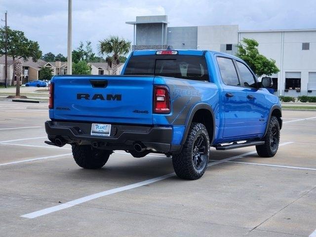 RAM 1500 Rebel Crew Cab SB 4WD 2026