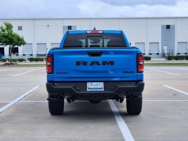 RAM 1500 Rebel Crew Cab SB 4WD 2026