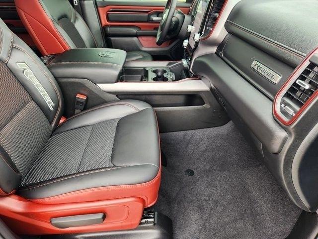 RAM 1500 Rebel Crew Cab SB 4WD 2026