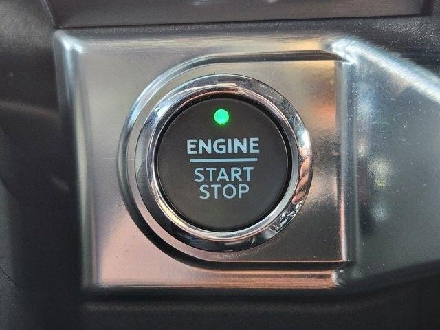 Ford F-150 Lariat SuperCrew 5.5-ft. Bed 4WD 2023