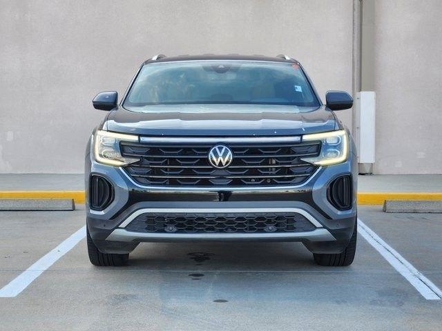 Volkswagen Atlas Cross Sport SE w/Technology 2024