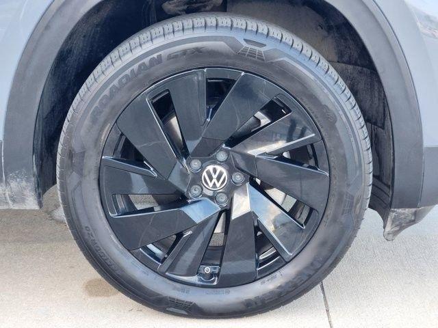 Volkswagen Atlas Cross Sport SE w/Technology 2024