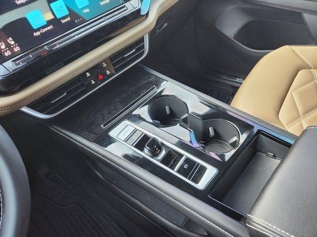 Volkswagen Atlas Cross Sport SE w/Technology 2024