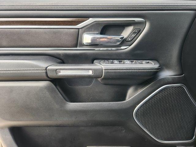 RAM 1500 Laramie Crew Cab SWB 2WD 2022