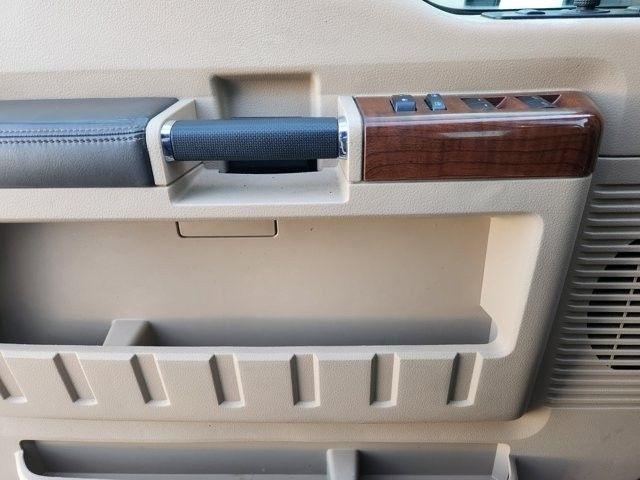 Ford F-250 SD King Ranch Crew Cab 4WD 2015