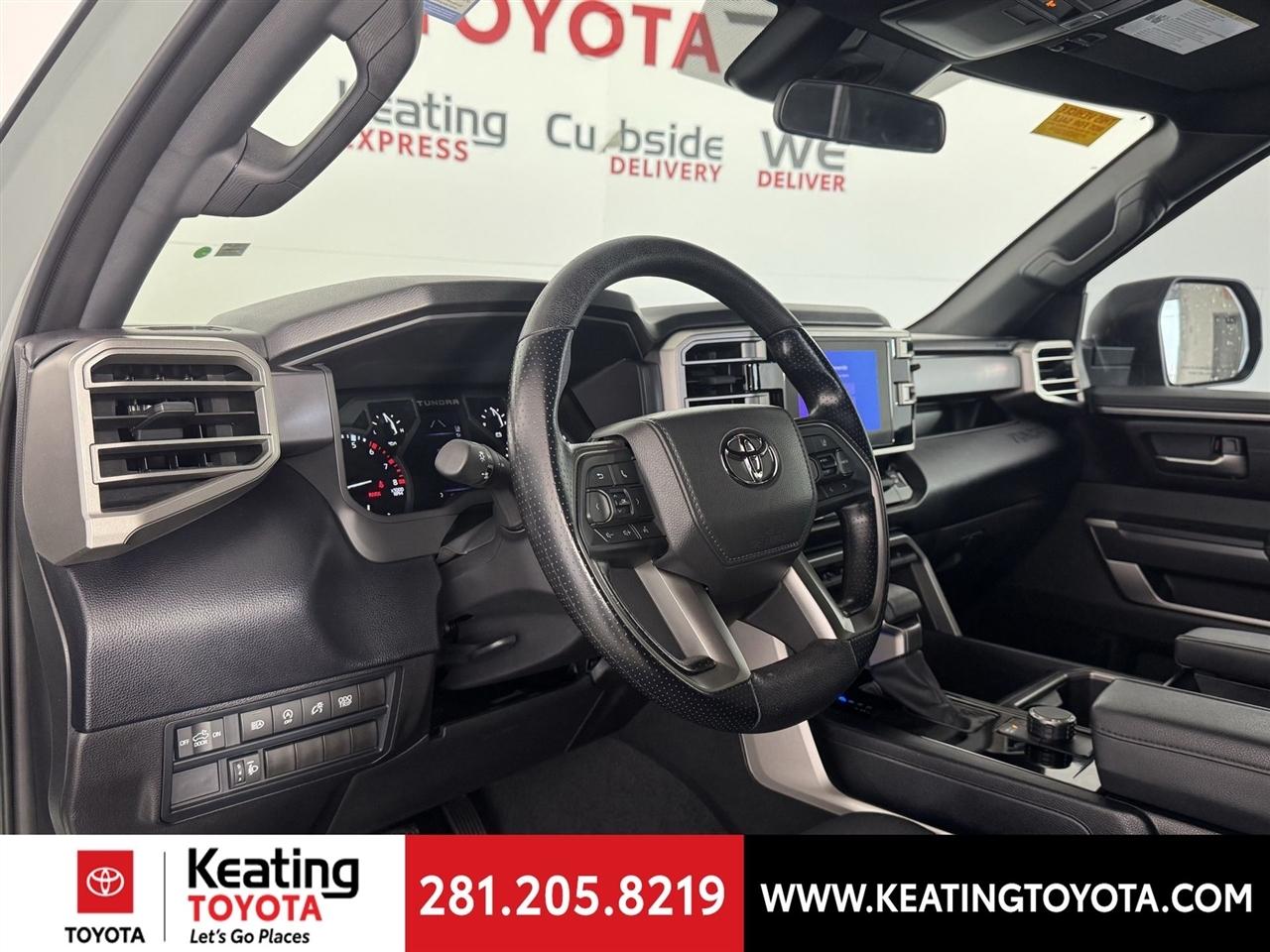 Toyota Tundra SR5 CrewMax 2WD 2025