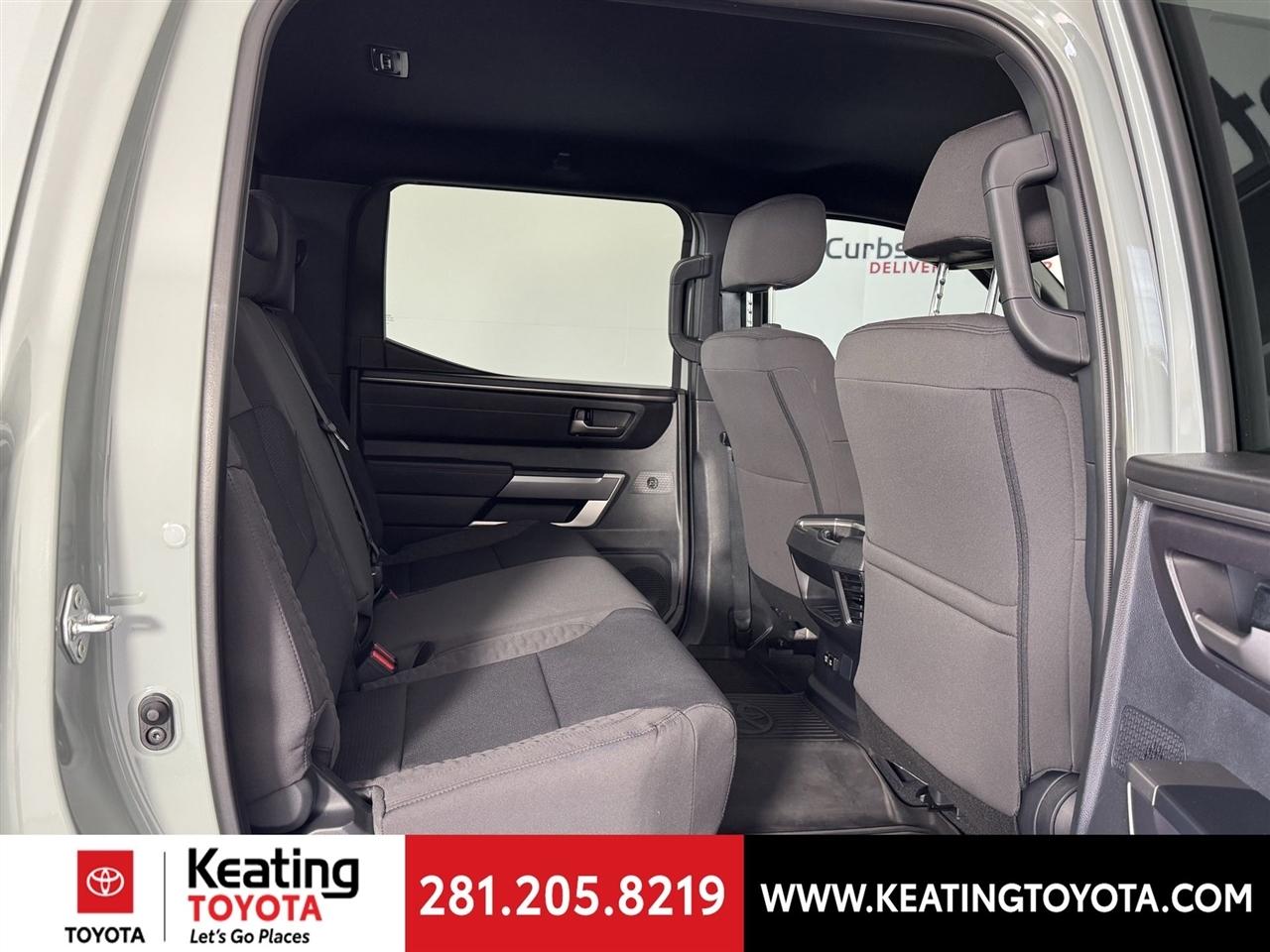 Toyota Tundra SR5 CrewMax 2WD 2025