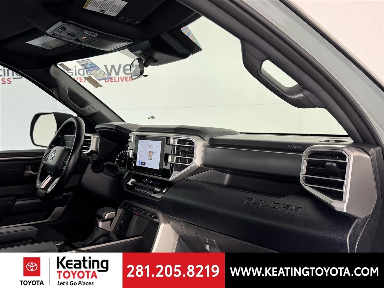 Toyota Tundra SR5 CrewMax 2WD 2025