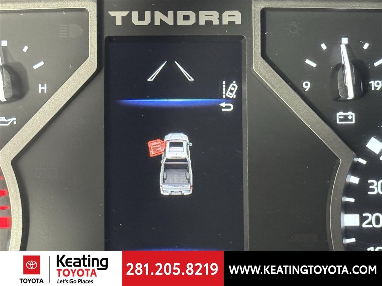 Toyota Tundra SR5 CrewMax 2WD 2025