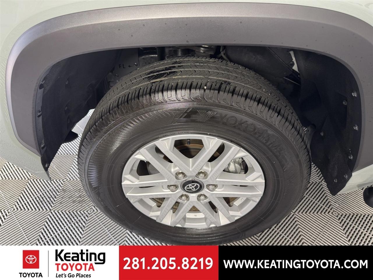 Toyota Tundra SR5 CrewMax 2WD 2025